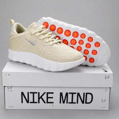 Nike Mind 002