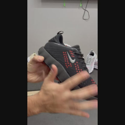 Nike Mind 002